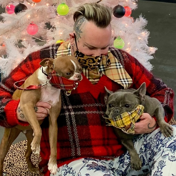 MEET YOUR POSHERS:   TWINS! - Picture 3 of 4